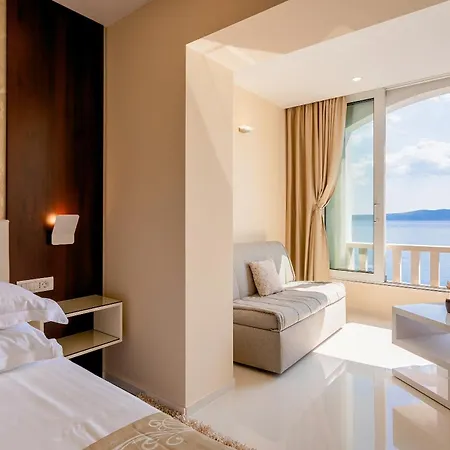 Visnja Family * Brela